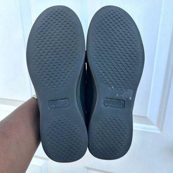 Skechers Women’s Leather Stud Embellished Loafers Size 9 Black - Picture 12 of 17